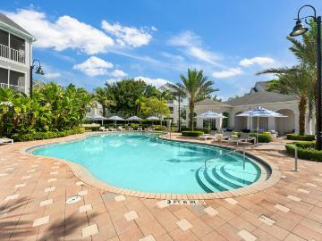 Grandeville at RiverPlace