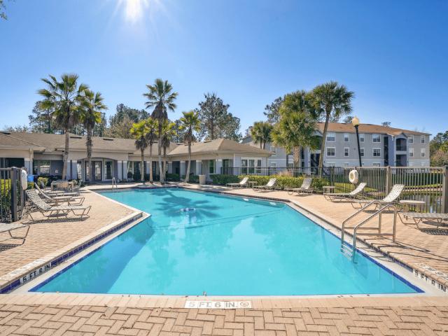 Grande Court Apartments 3 Bedroom Apartment for Rent at 7610 Blanding Blvd, Jacksonville, FL 32244 Duclay