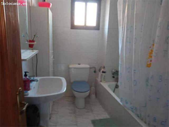 ¡Grande Casa en Xeresa: Tu Refugio Ideal Cerca de la Playa!