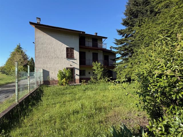 Grande casa sulle colline di Ponzone 350m² Ponzone