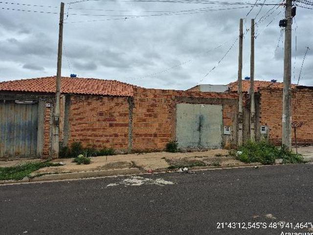Grande chance — Casa no Parque Residencial Laura Molina, Araraquara SP, Nº 1740, 2 quartos, 200m²