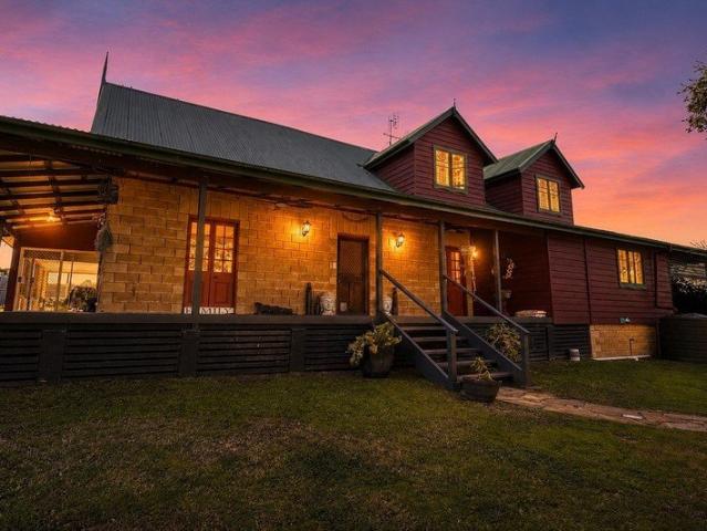 Grande and beautifully unique Hunter Valley Cottage