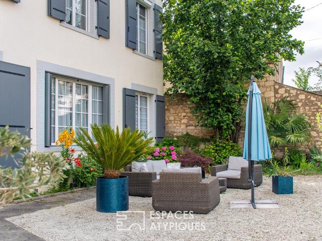 Grande demeure bourgeoise au coeur du quartier historique de. 350m² Luçon