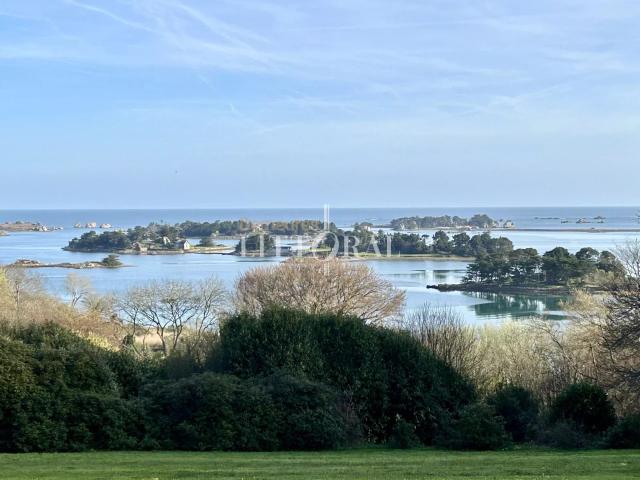 Grande demeure du XIXe sur 6 ha Vue Panoramique Mer