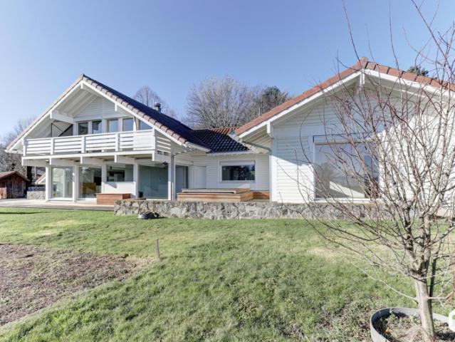 Grande et belle maison dans un cadre exceptionnel