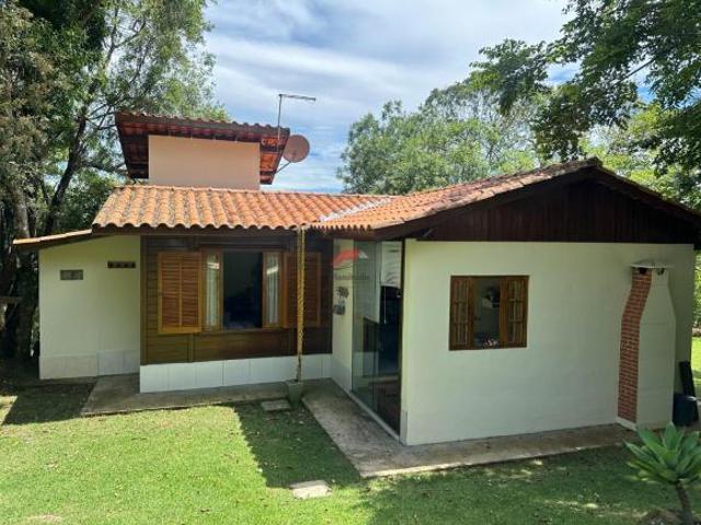 Grande Oportunidade ! Chácara em Condomínio Fechado de Alto Padrão Interior de São Paulo Ibiúna
