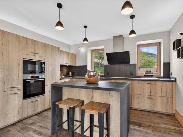 Grande opportunité à Les Allues, 2 maisons orientées plein s. 275m² Les Allues Méribel