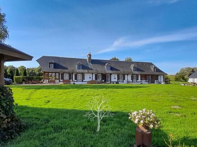 Grande maison normande avec appartement indépendant, à 45 km 200m² Fontaine en Bray