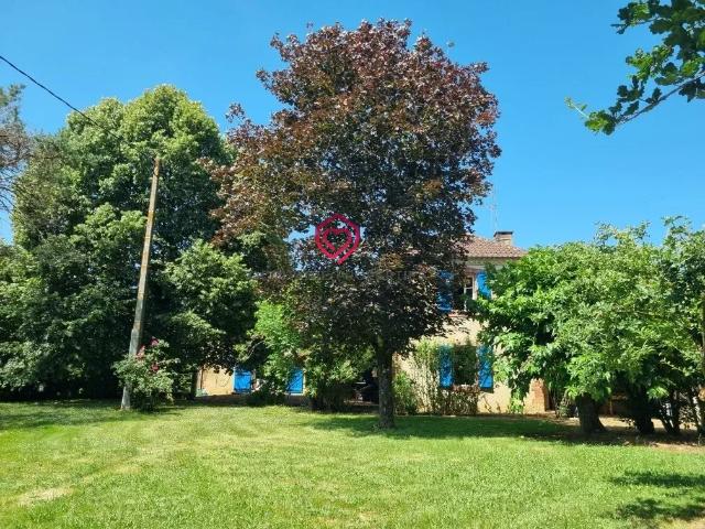 Grande maison avec gîte séparé sur 1,7 ha de terrain