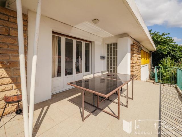 Grande Maison avec jardin, garage et fort potentiel d'aménag. 178m² Albi