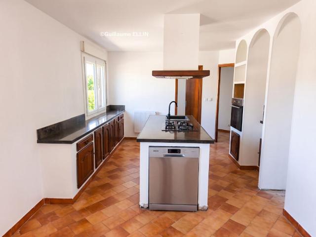 Grande maison avec piscine