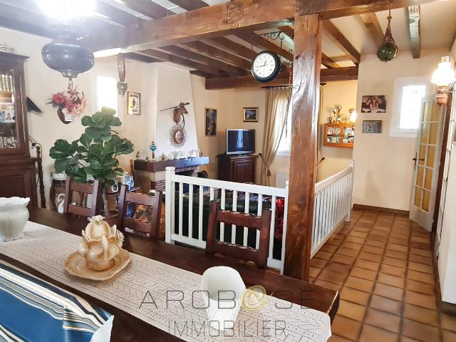 Grande maison avec terrasse 3 chambres à vendre à Tonneins