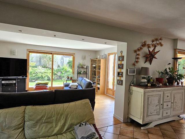 Grande maison à vendre à Goncelin proche de Crolles présentée par EspritSudEst.com