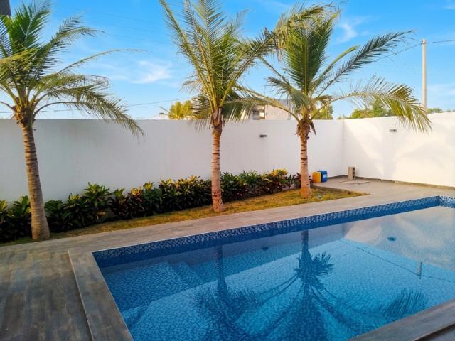 GRANDE MAISON CONTEMPORAINE HAUT STANDING 4 CHAMBRES AVEC PISCINE