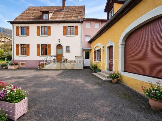 Ensemble immobilier de 440 m²