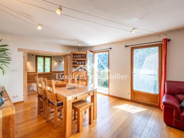 Grande maison de village avec potentiel d'aménagement à La B. 132m² La Balme de Thuy