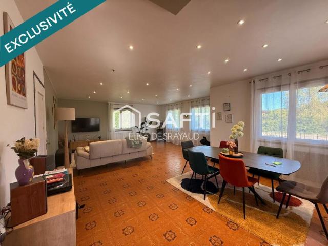Grande maison de 167m² sur un terrain arboré de 1407m²
