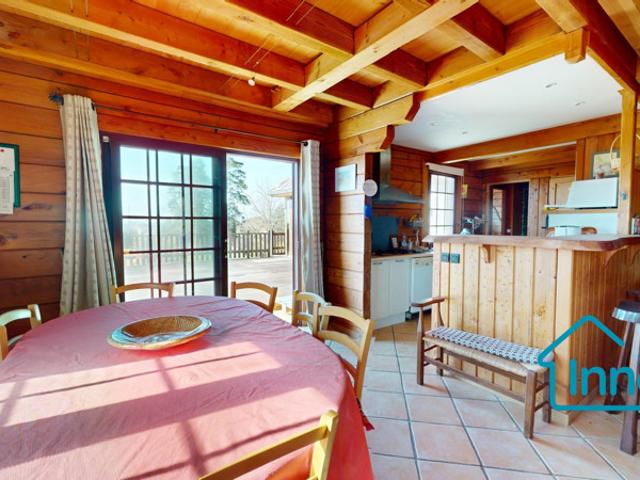 Grande maison en ossature bois proche de la vallée de la Dordog