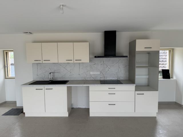 GRANDE MAISON EN PIERRES ENTIEREMENT RENOVEE
