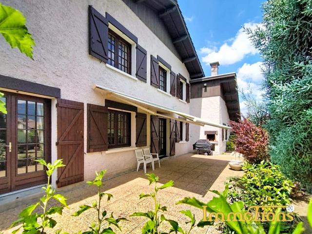 Grande maison familiale 188m² Saint Vérand