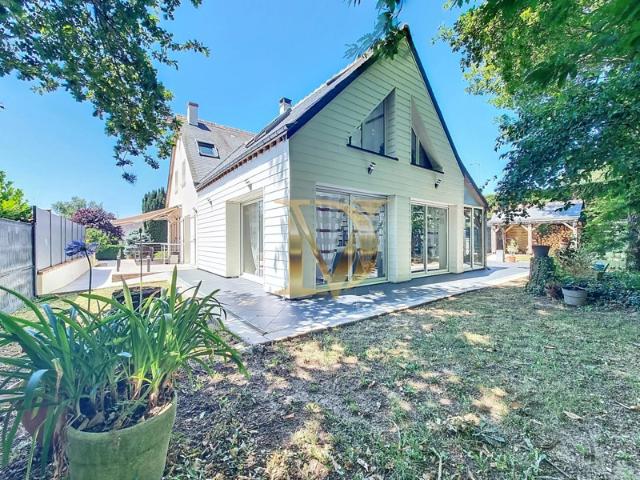 Grande maison familiale au calme à La Croix en Touraine