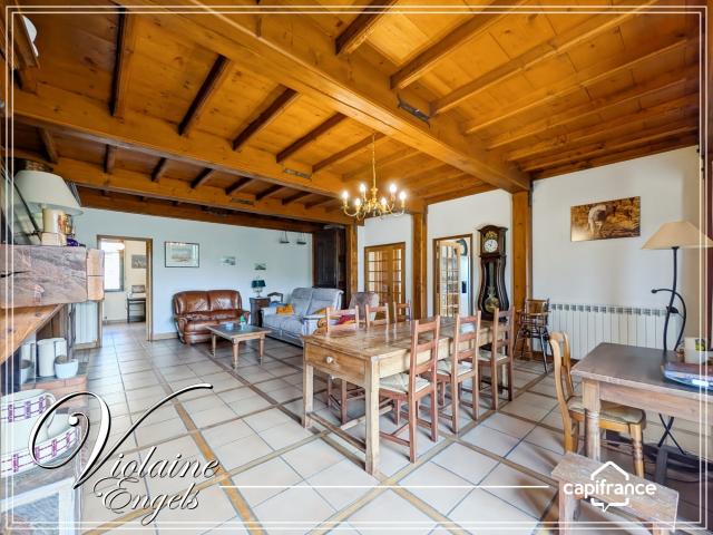 Grande maison familiale avec dépendances, piscine et vaste a. 217m² Pépieux