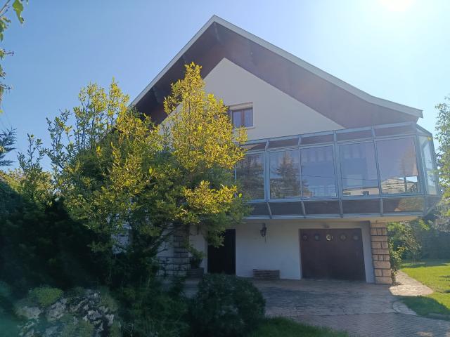 Grande maison familiale de 245 m2 Secteur recherché Bourg en Bresse / Ekinox