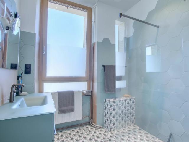 Grande maison familiale de 257 m2 avec dépendances Saint Germain la Chambotte