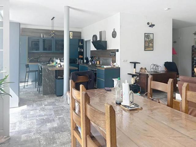 Grande maison familiale de 280 m² avec piscine