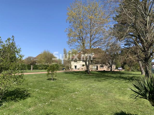 Grande Maison Familiale Entierement Renovee 291m² Fontaines