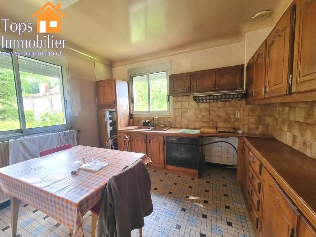 Grande maison familiale proche du centre ville de Villefranc. 183m² Villefranche de Rouergue
