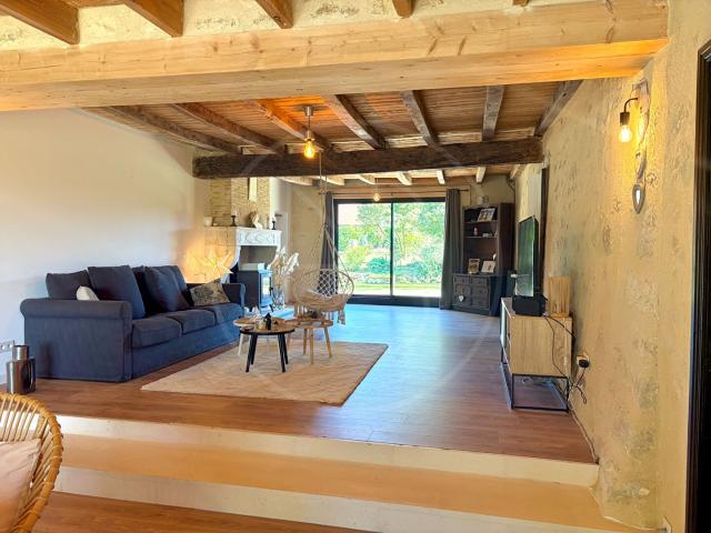Grande maison familiale rénovée avec charme et modernité 251m² Montcaret