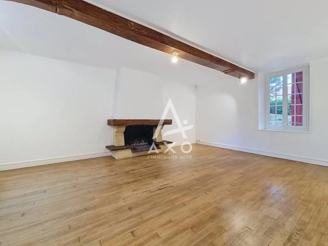 Grande maison rénovée à Auneuil – grange et jardin clos