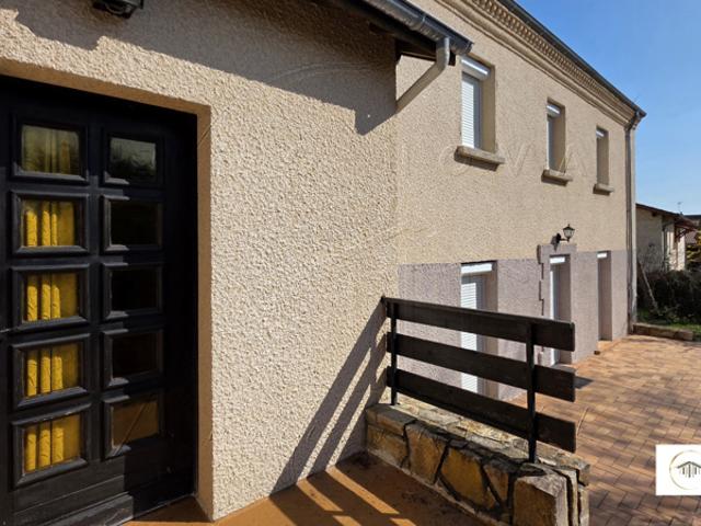 GRANDE MAISON + STUDIO INDÉPENDANT + DÉPENDANCES + GARAGE