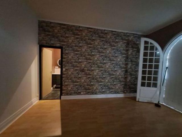 GRANDE MAISON STYLE ANDALOUSE A RENOVER AVEC SON P