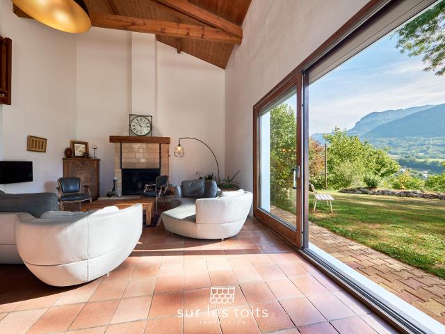 Grande maison sur les hauteurs d'Annecy le vieux