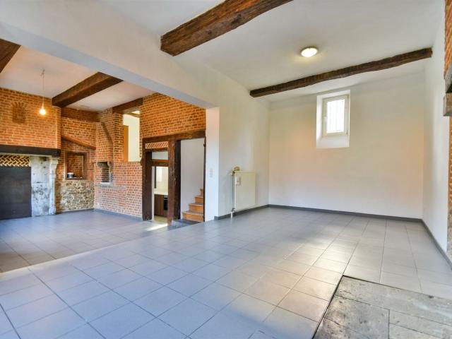 Grande maison 3ch dans une ferme en carré!