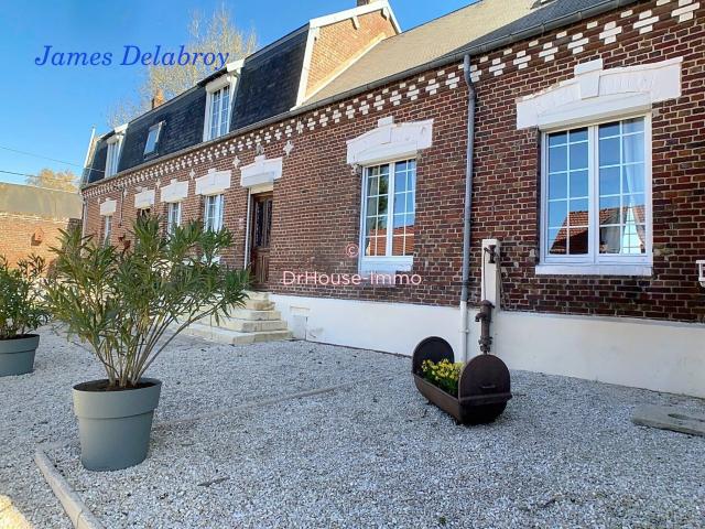 GRANDE MAISON 4 CHAMBRES.DEPENDANCES. TERRAIN DE 1700M2