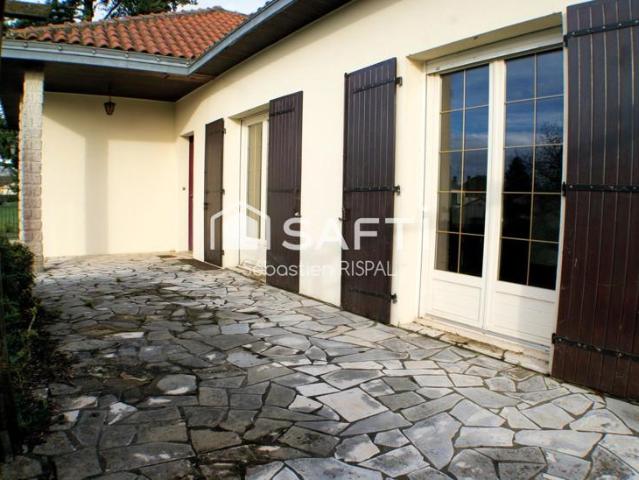 Grande maison 5 chambres garage et terrain clos