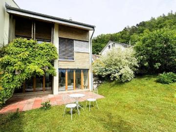 Grande villa contiguë de 6,6 pièces