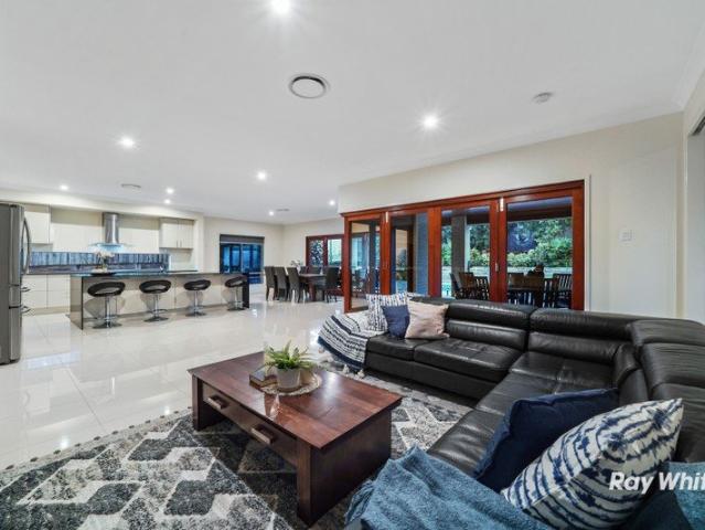 Grandest of the Grand 10 Yr New Designer Home With Scale, Privacy, 5x Masters, Sparkling Pool & Mountain Views