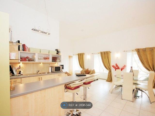 Grandholm Crescent, Aberdeen AB22, 1 bed flat to rent, £995 pcm | PrimeLocation