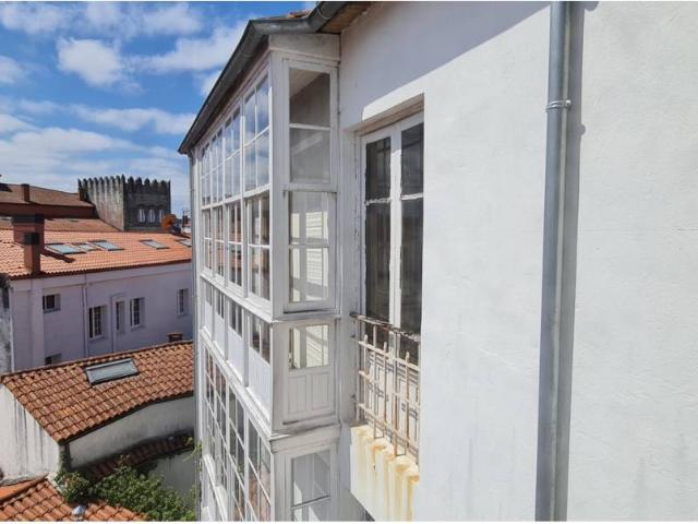 Grandioso Piso en el Casco Histórico de Santiago de Compostela