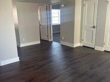 Grandview Apartments 1 Bedroom Apartment for Rent at 1748 N Hillside St, Wichita, KS 67214