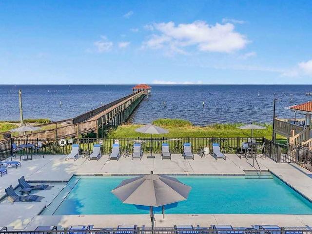 Grandview Pointe 1 Bedroom Apartment for Rent at 6151 Marina Dr S, Mobile, AL 36605 Bayside