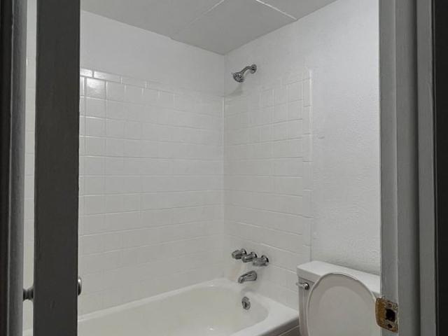 Grandview Towers Studio Apartment for Rent at 1140 N Colorado Blvd, Denver, CO 80206 Hale