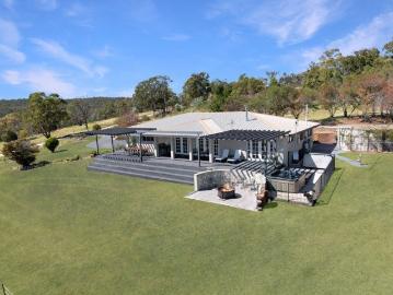 Granite Estate: Sky High Living, World Class Views