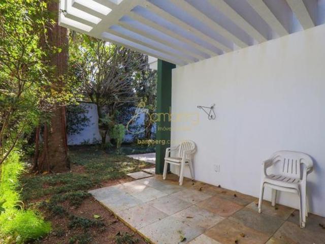Granja Julieta/554 terreno/438 área construída/3 quartos/sala íntima/escritório
