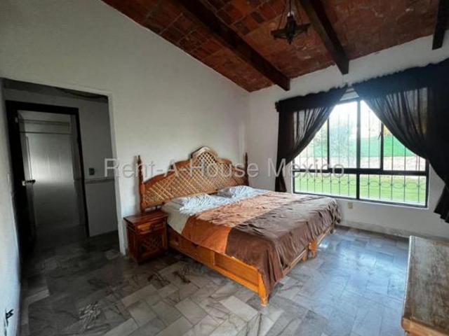 Tequisquiapan Casa en Venta de 1 Planta | Estilo Tradicional Mexicano y Alberca RAH1476