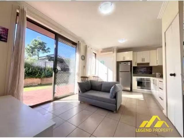 Granny Flat/11A Hibble Street, West Ryde Apartment for rent L.